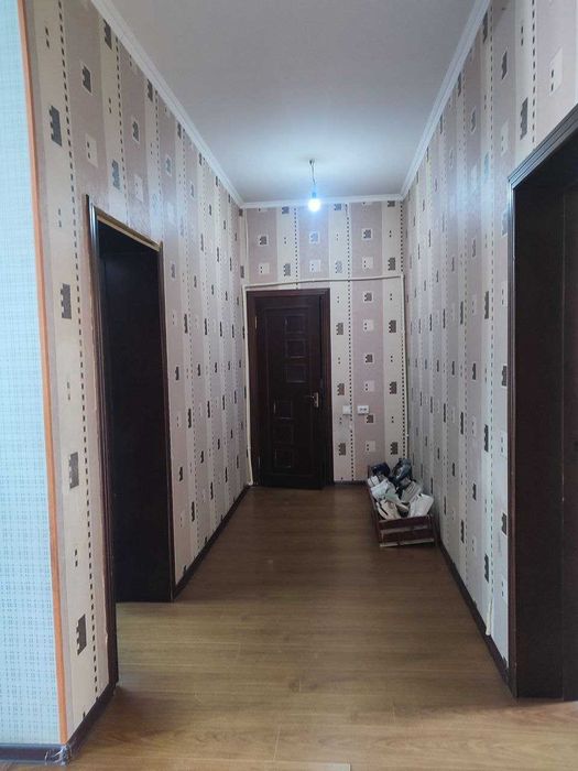 Продаётся 2х комн квартира на 3 этаже Ор-р Пиридастгир Хамкорбанк