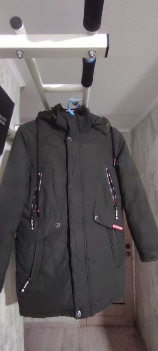 Продам куртку зимнюю