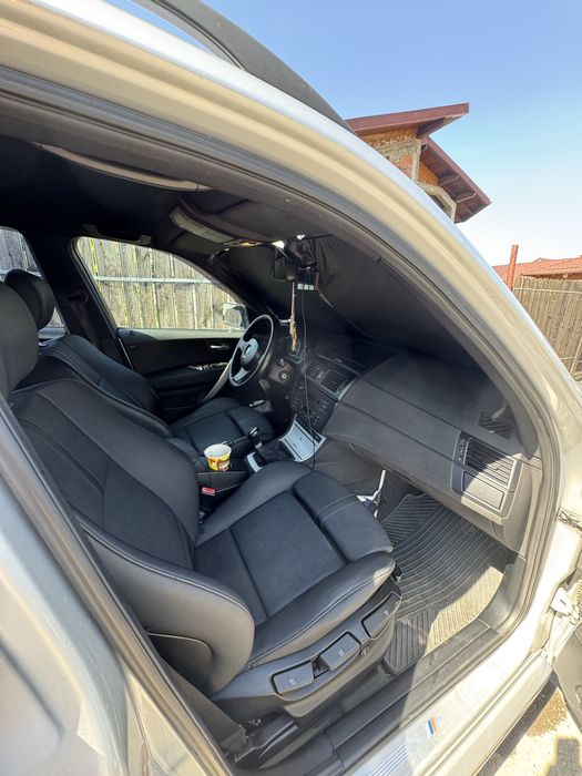 BMW X3 E83 2.0d  Pachet M