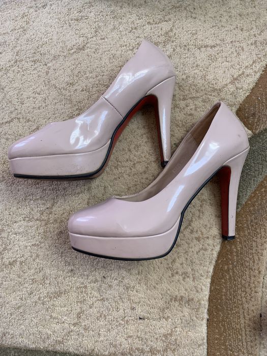 Женские туфли, босоножки