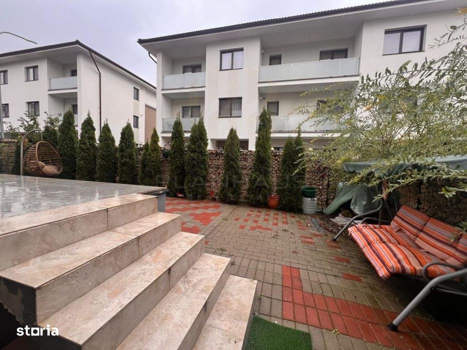 Apartament 3 camere, 53 mp, zona Sasar