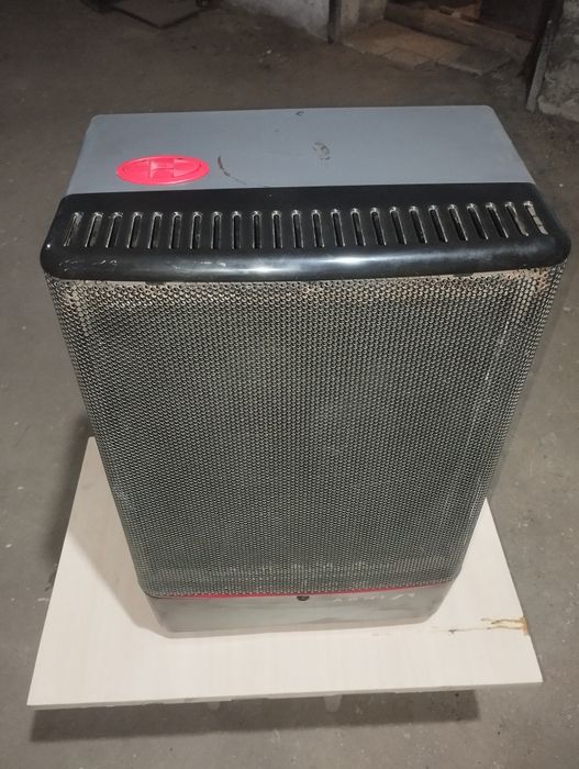 Продам напольный газовый обогреватель