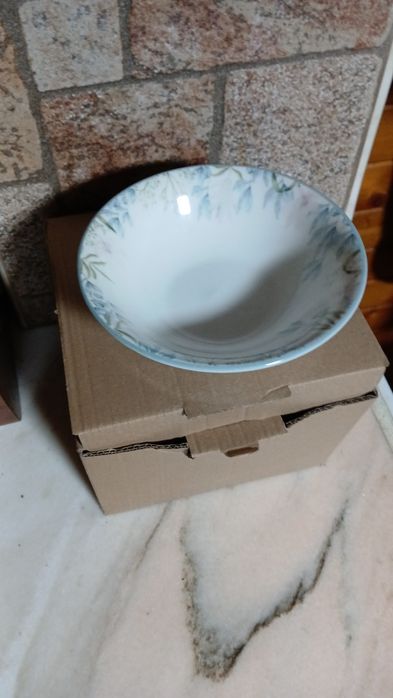Set farfurii din UK, 24 bucăți,  nefolosit, oale inox Tefal, calitate