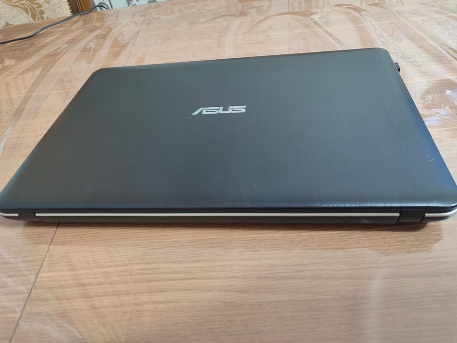 Продам ноутбук ASUS