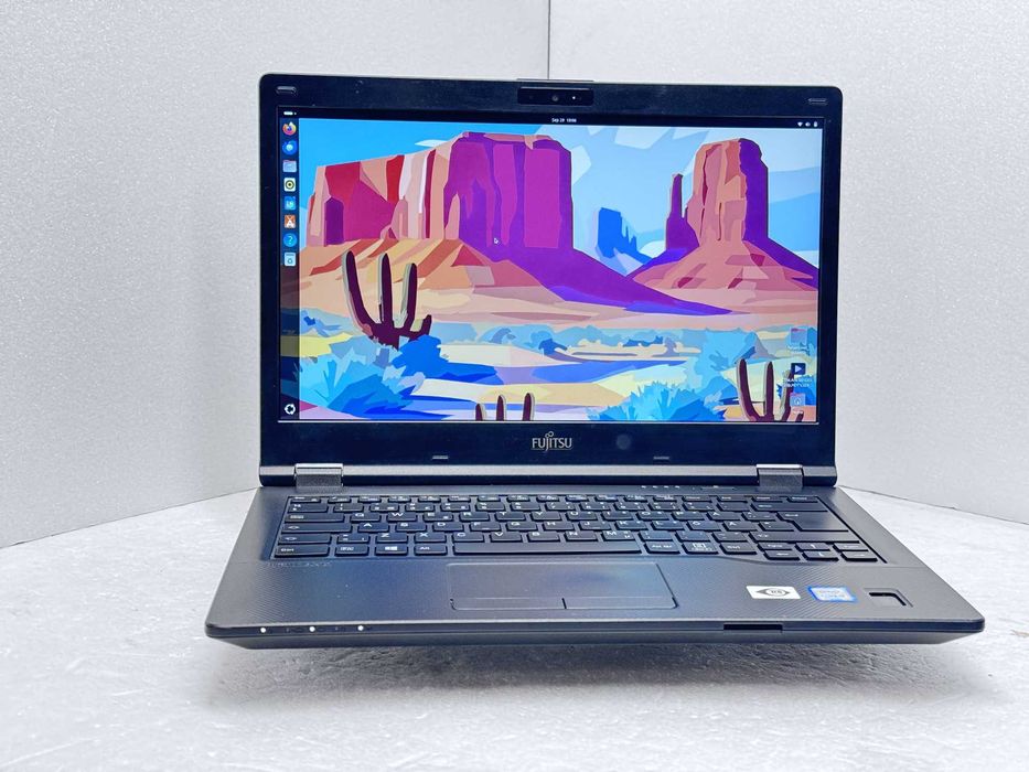 Реновиран Fujitsu LIFEBOOK E549 i5-8265U 16GB 260GB NVMe гаранция