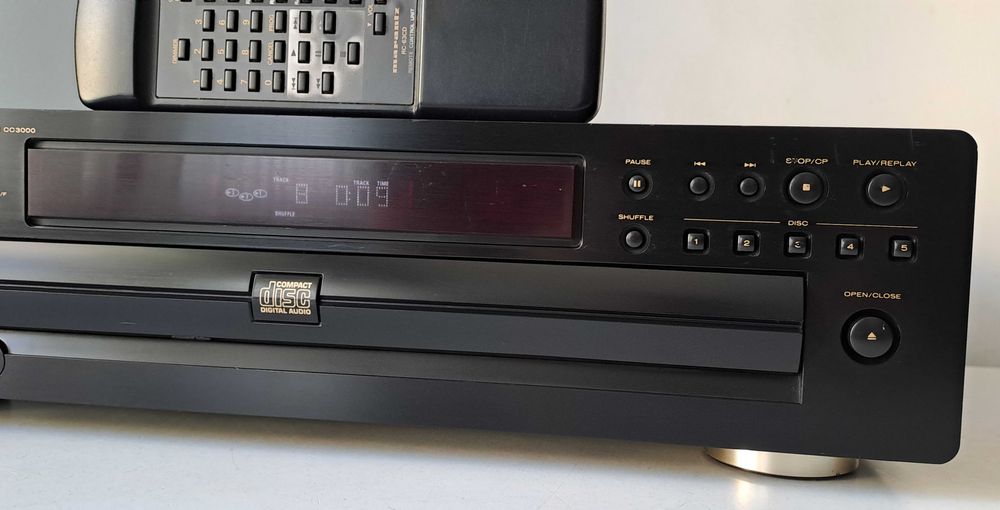 CD Changer Premium Marantz CC3000 – CD player de Colectie – Telecomanda Originala