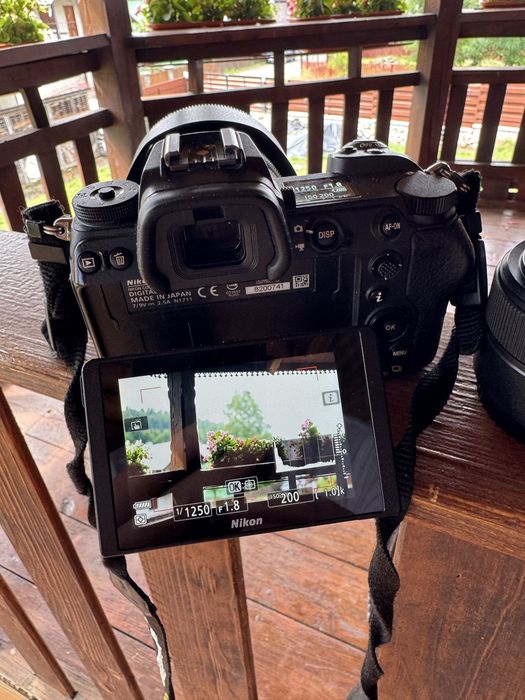 Kit Nikon Z6 (Full Frame) + Obiectiv 50mm f/1.8 S + Încărcător + Card 64GB