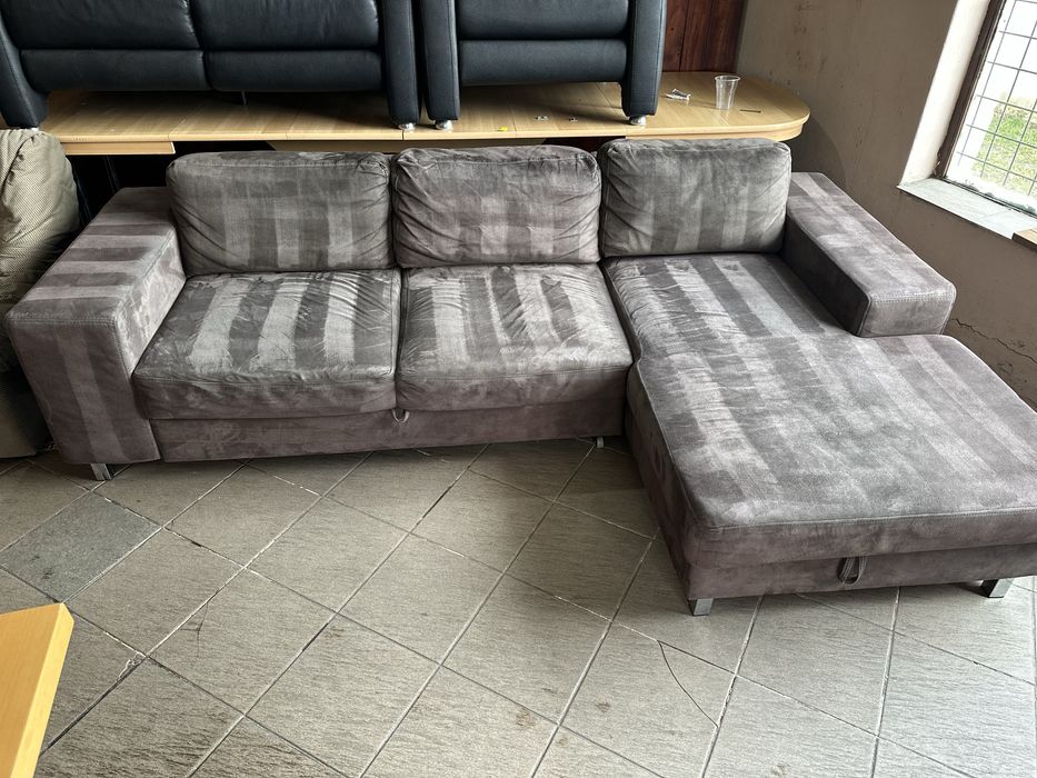 Mobila Dormitor , coltar , masa , sacune ( second hand Germania )