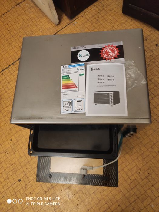 Продам электрическая духовка Roison