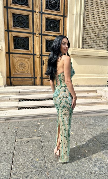 Rochie bijuterie de inchiriat Nadare Mode
