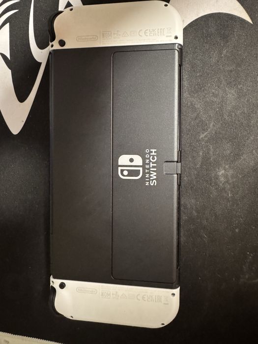 Nintendo switch oled + 10 игри
