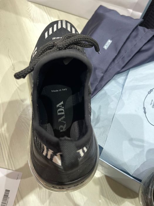 Adidasi prada originali