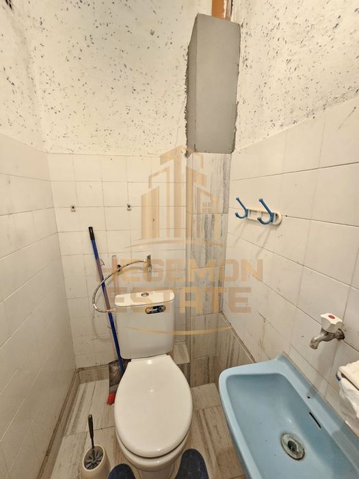 Продава се Тристаен апартамент в Варна, Гръцка махала - 100 кв.м за 4000 €/кв.м - Снимка #11