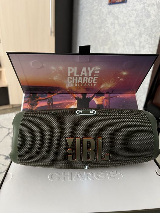 Jbl charge 5 зеленого цвета