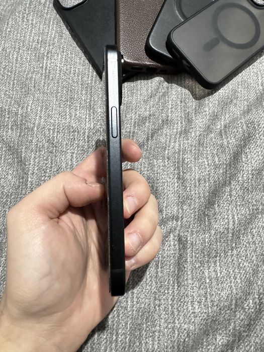 Iphone 15 negru 128gb