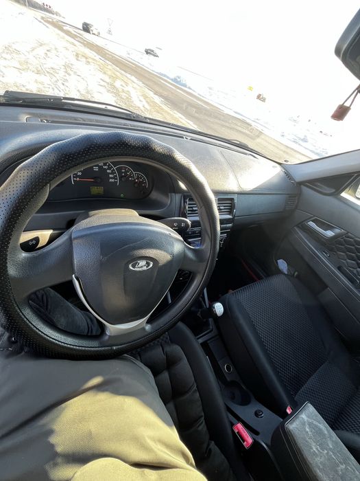 Приора 2012 продам