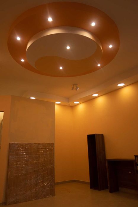 Дава се под наем  в София, Гоце Делчев -  кв.м за 765 € - Снимка #3