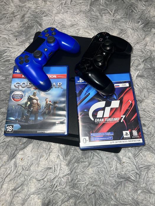 ПРОДАМ пс4 срочно