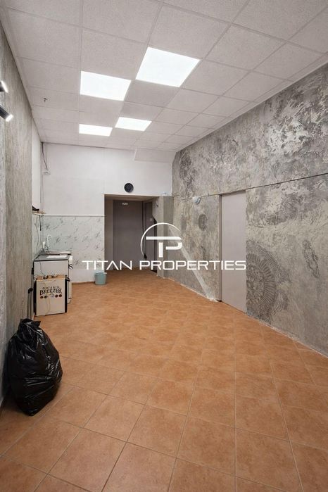 Дава се под наем Заведение в Пловдив, Център - 64 кв.м за 800 € - Снимка #1