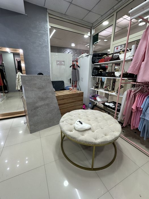 Продается женский бутик одежды