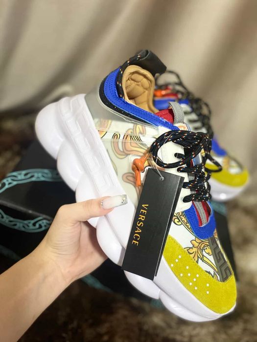 Versace chain aurii