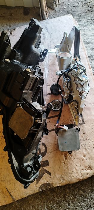 Фара на Камри 70 левая сторона