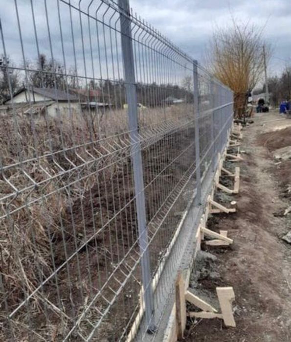 Vand si fac garduri din plasa bordurată