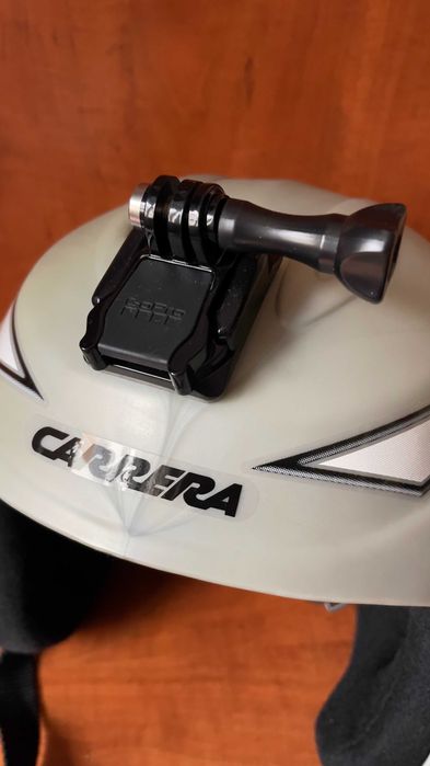 Ски каска CARRERA като нова, внос от Австрия!