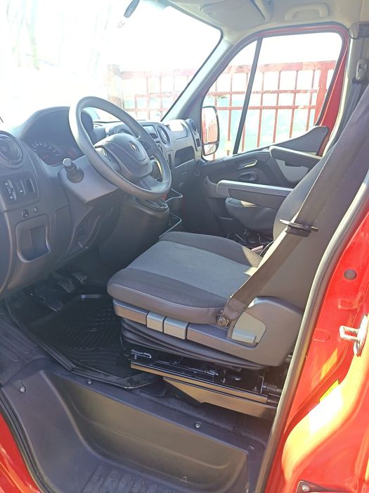 Renault Master 3,5t  cu lift și cabina de dormit dubla,motor  nou 0km