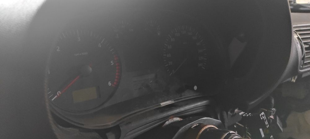 Сеат Леон на части