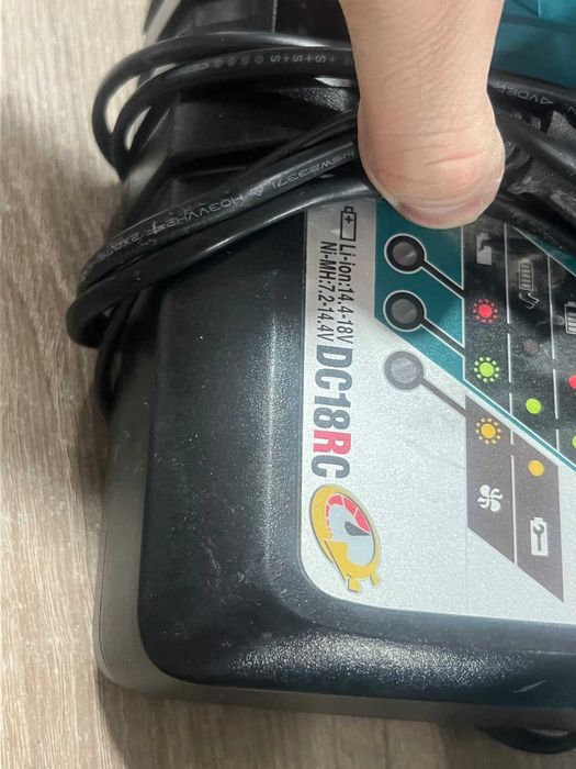 Акумулаторен циркуляр Makita DSS501Z
