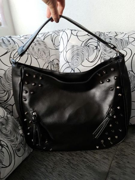 НОВО Дамска чанта нова