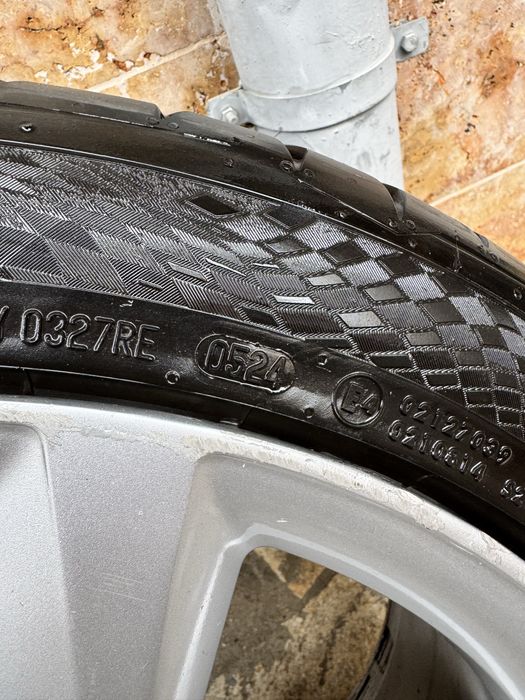 Джанти и летни гуми Continental 255/40/19