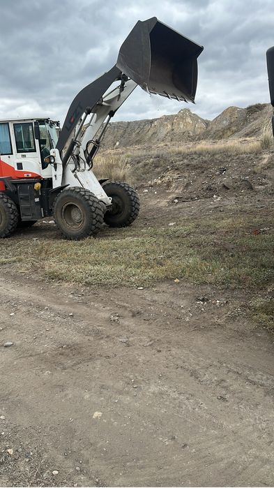 Услуги погрузчика и сомасвала вывоз мусора