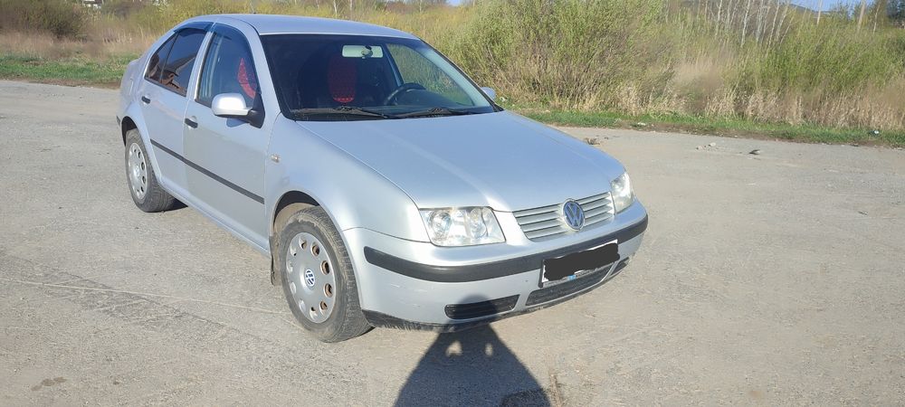 Фольксваген Бора 1.6 МКПП