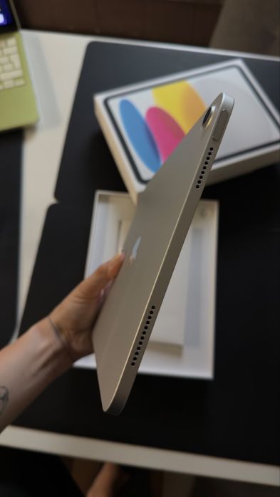 iPad (10th generation) Wi-Fi (64GB)