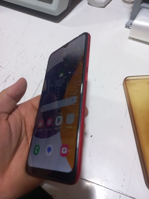 Смартфон Самсунг А3