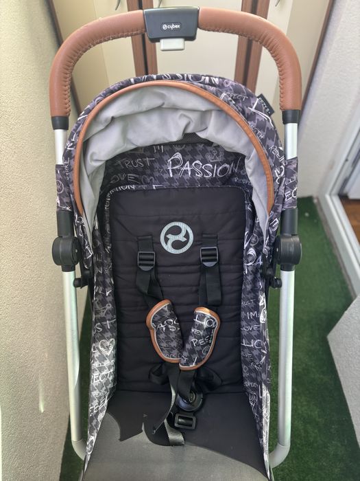 Количка Cybex Eezy S