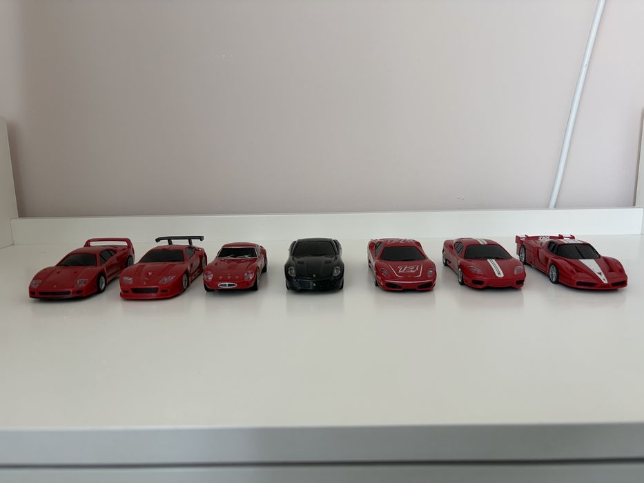 Колекция колички Ferrari Shell V-Power (7 броя)