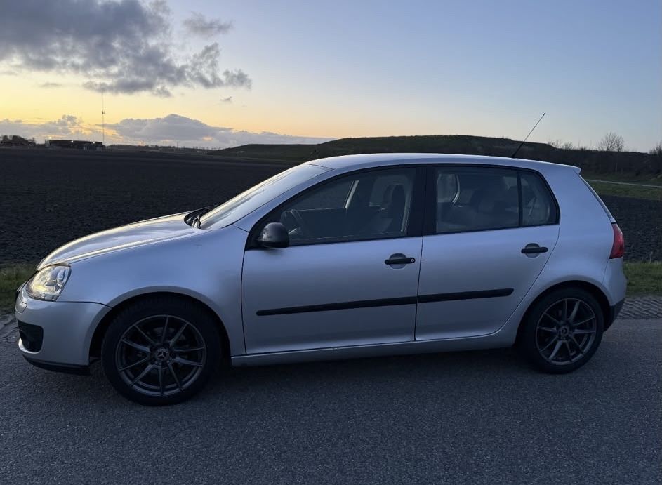 VOLKSWAGEN Golf 2007 — imagine 5