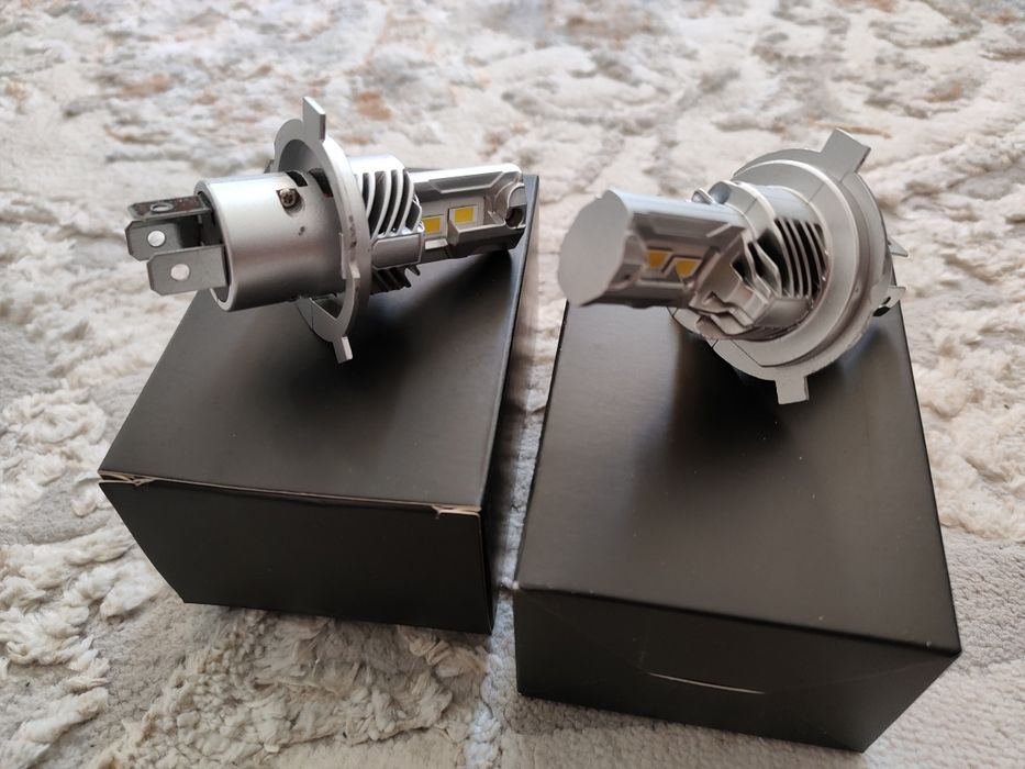 Лампочка под  H4 led