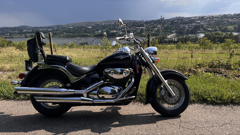 Suzuki Intruder VL800 2006 20300 km schimb pe container modular