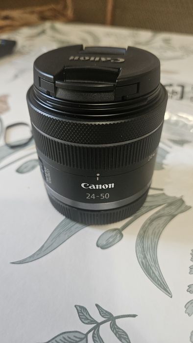 Obiectiv Canon RF 24-50mm F4.5-6.3 IS STM – ca nou, pentru EOS R