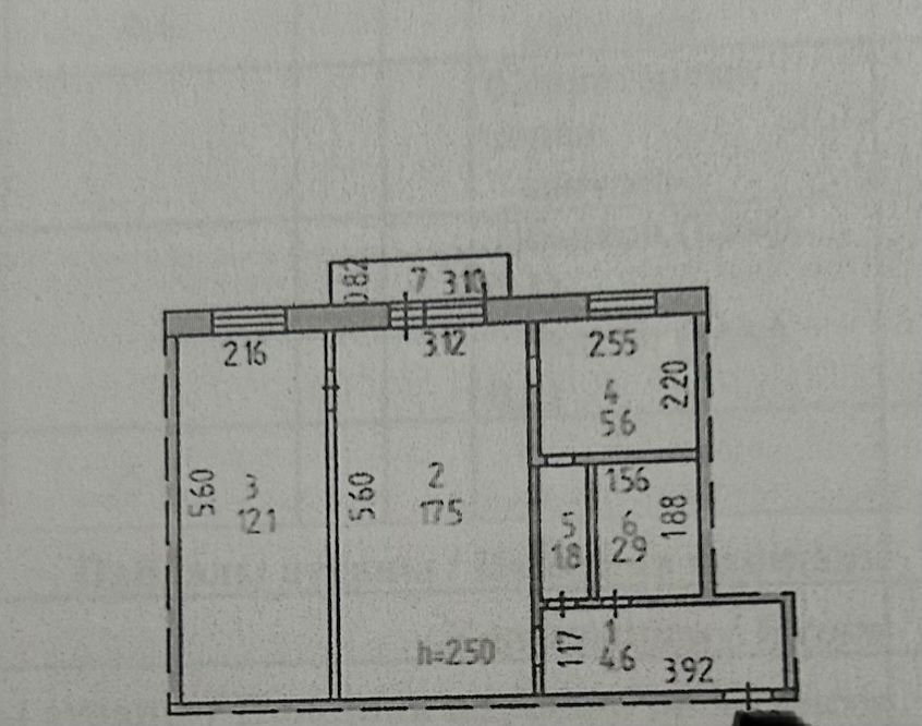 Продам 2х ком квартиру.