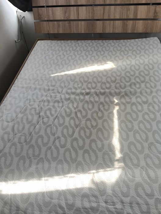 Pat dormitor cu saltea!