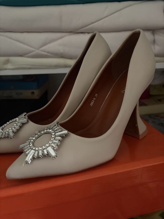 Туфли арзан бағада