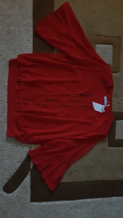 Bluza elganta marimea 44 noua cu eticheta