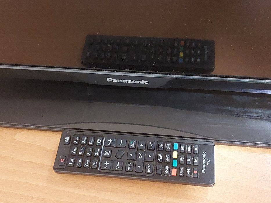 Телевизор Panasonic TX-32C300E