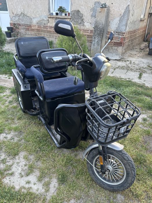 scuter electric 3 roti