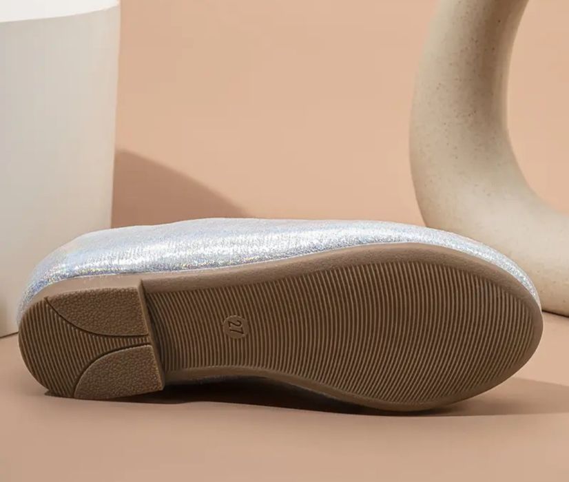 Балетки для девочек с перекрестными эластичными ремешками